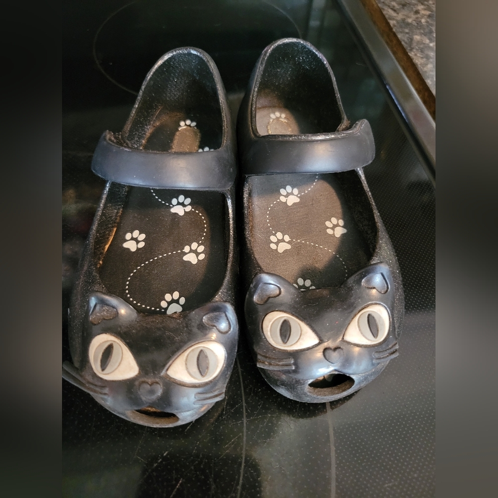 Mini melissa cat shoes